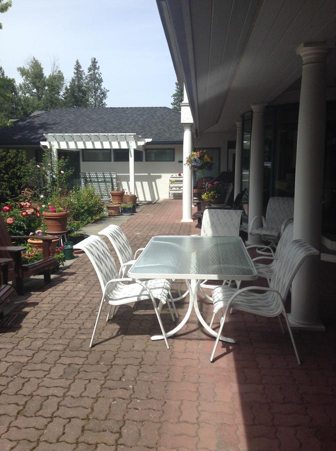 Lakeshore B&B Kelowna Exterior foto